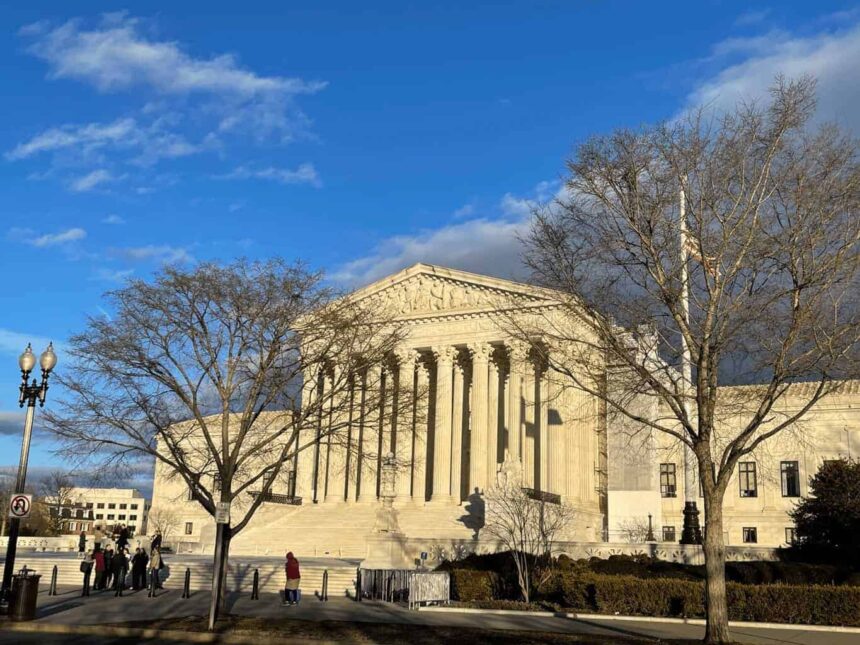 Immunity trump 2020 election crimes supreme court building in washington d. Dpc.