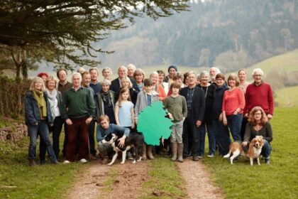 Group of people working to save the Peruvian rain forest