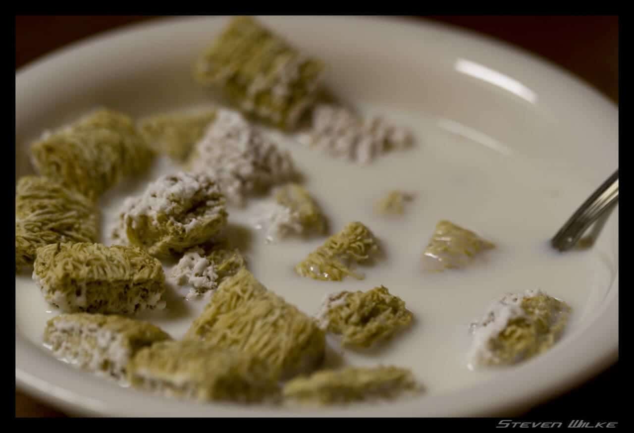A bowl of cereal and milk