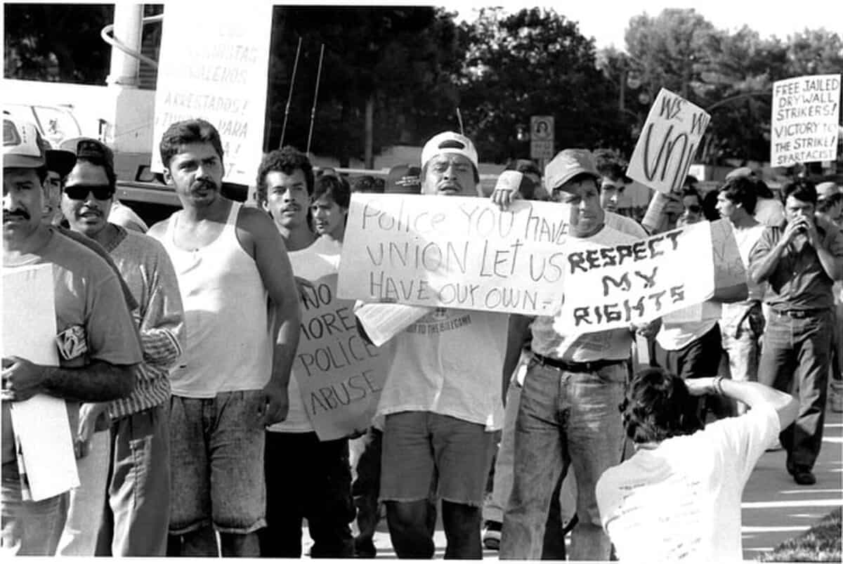 Immigrants on a construction strike in 1992
