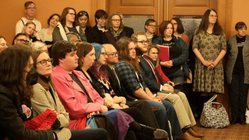 Two hearings on jan. 28, 2025, on identical bills attempting to ban gender-affirming care for transgender youths drew large crowds and more than 400 pieces of written testimony.