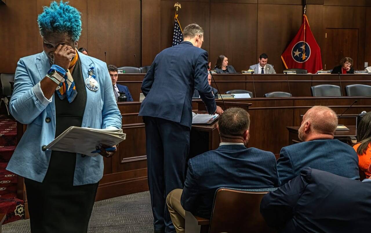 Rep. Cries after bill that bars giving guns to mental health patients passed