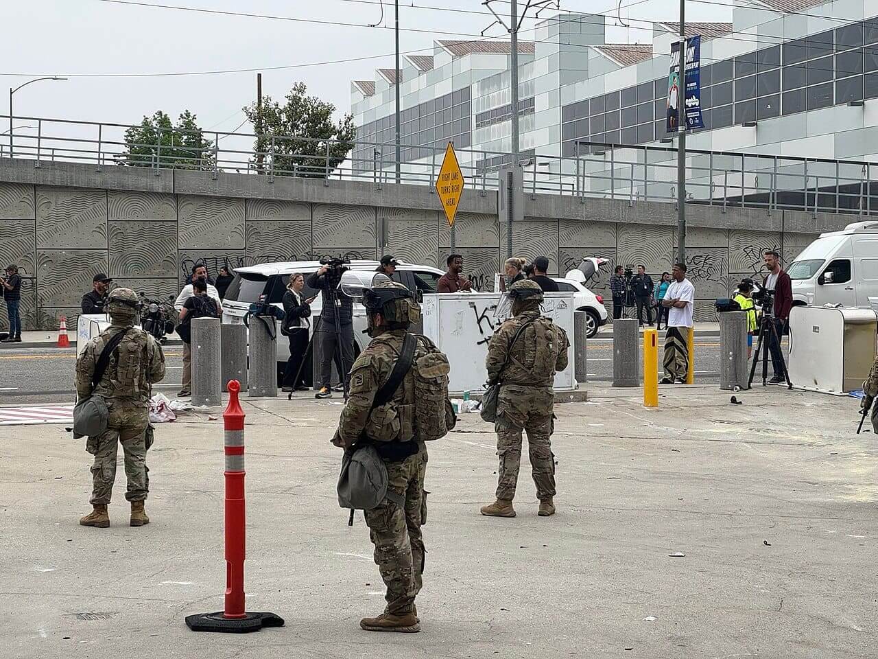 National guard in los angeles during ice raid protests