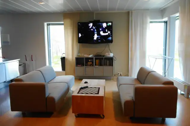 Countries that are doing better than us Norway prison