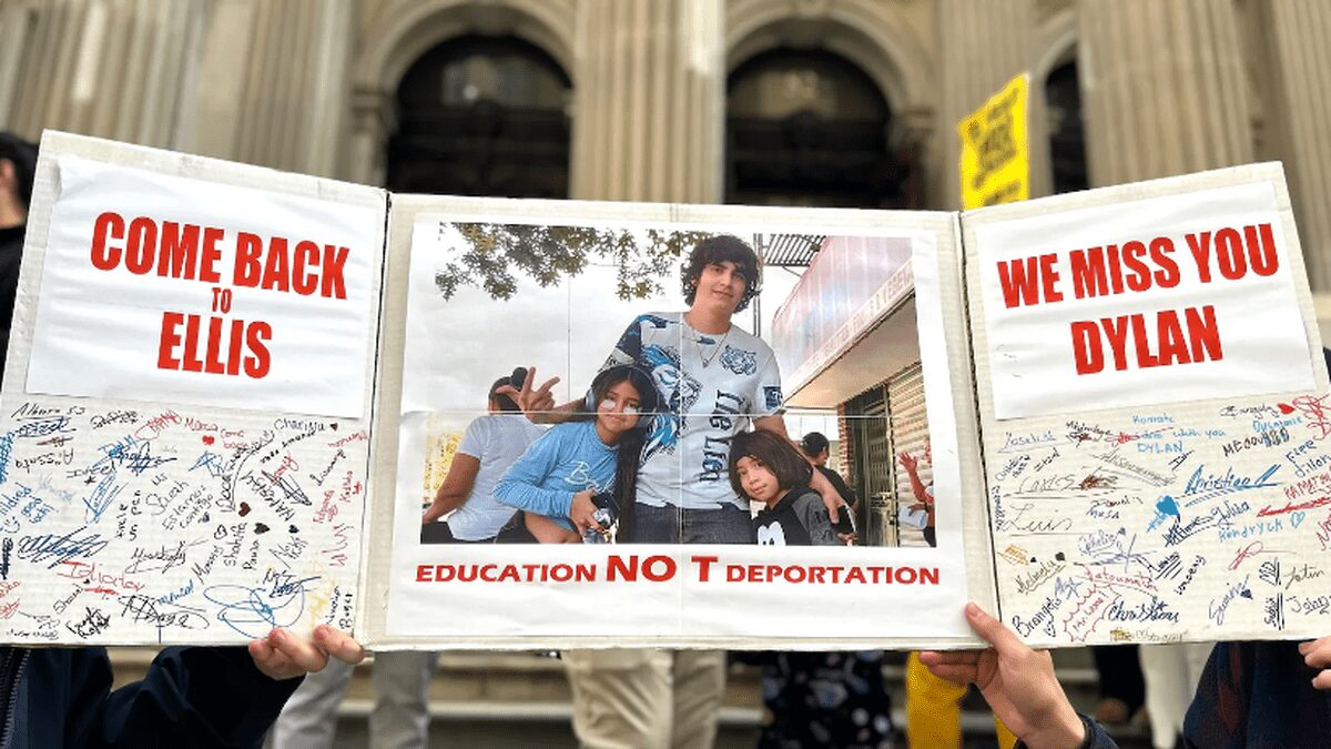 Card to Dylan Lopez Contreras from supporters in his high school