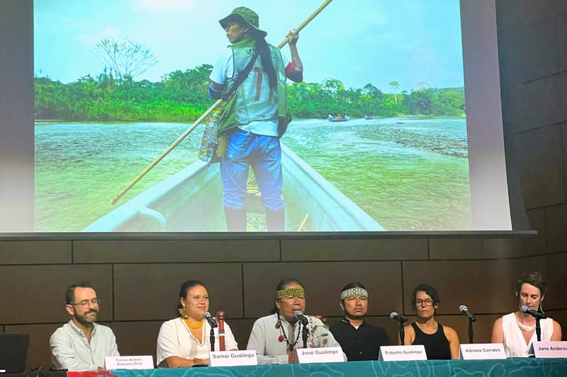 kichwa people Projector screen showing documentary about the kichwa people