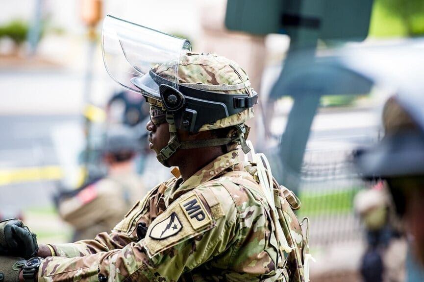 Cost to send national guard to cities. Texas national guard assisting local law enforcement in texas
