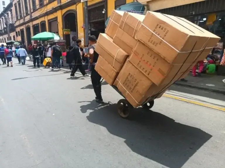 Delivery of cosmetics in Latin America