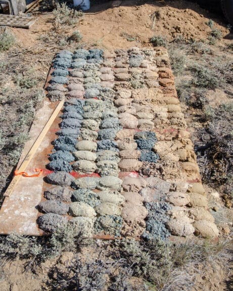 Drilling samples from a well