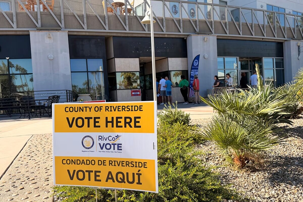 Election day polling place at a shopping center in rancho mirage, california