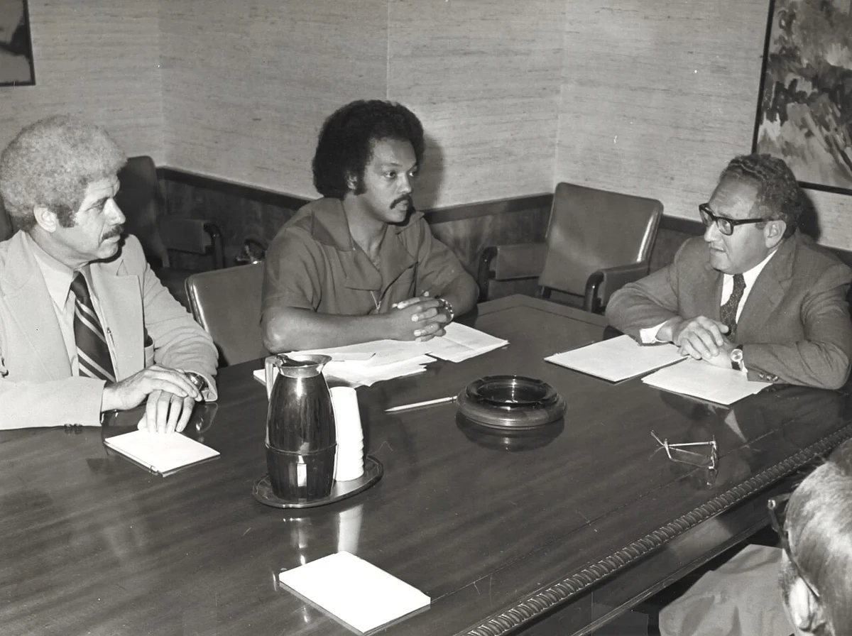 Black and white photo of reverend jesse jackson