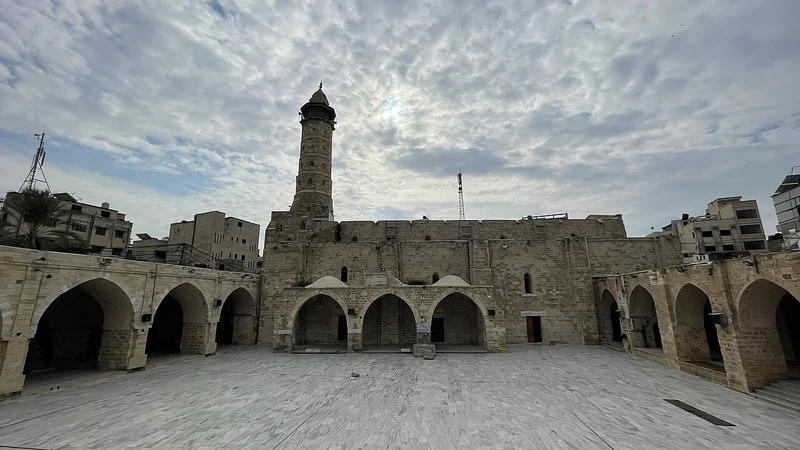 great mosque of gaza Great mosque of gaza before it was destroyed by israel along with libraries in gaza.