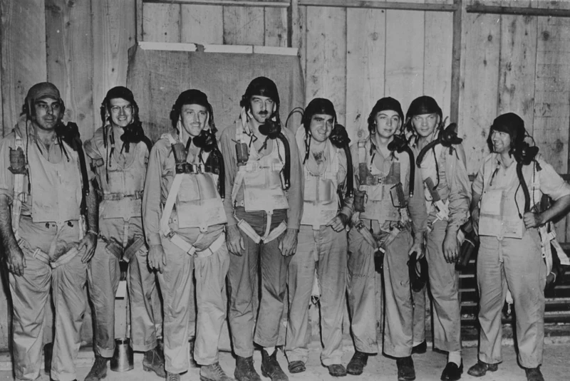 Saipan – correspondents scheduled to represent american papers ready for the first b-29 bombing mission over tokyo. Left to right, clark lee, ins; bill reed, yank; william hipple, newsweek; robert martin, time & life; denis warner, australian correspondent; ted liemert, cbs; mac r. Johnson, up; capt. Raymond creekmore, air force magazine. United states army air forces