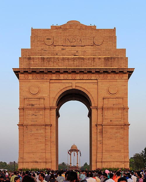 Trump’s triumphal arch will rival india gate in new delhi, india