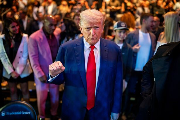 Donald trump at an event characteristics of a psychopath sociopath