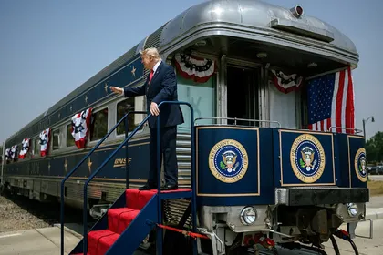 Arriving at the roosevelt museum prior to trump’s july 4 speech.