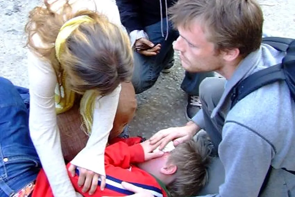 Boy wounded by israeli settlers